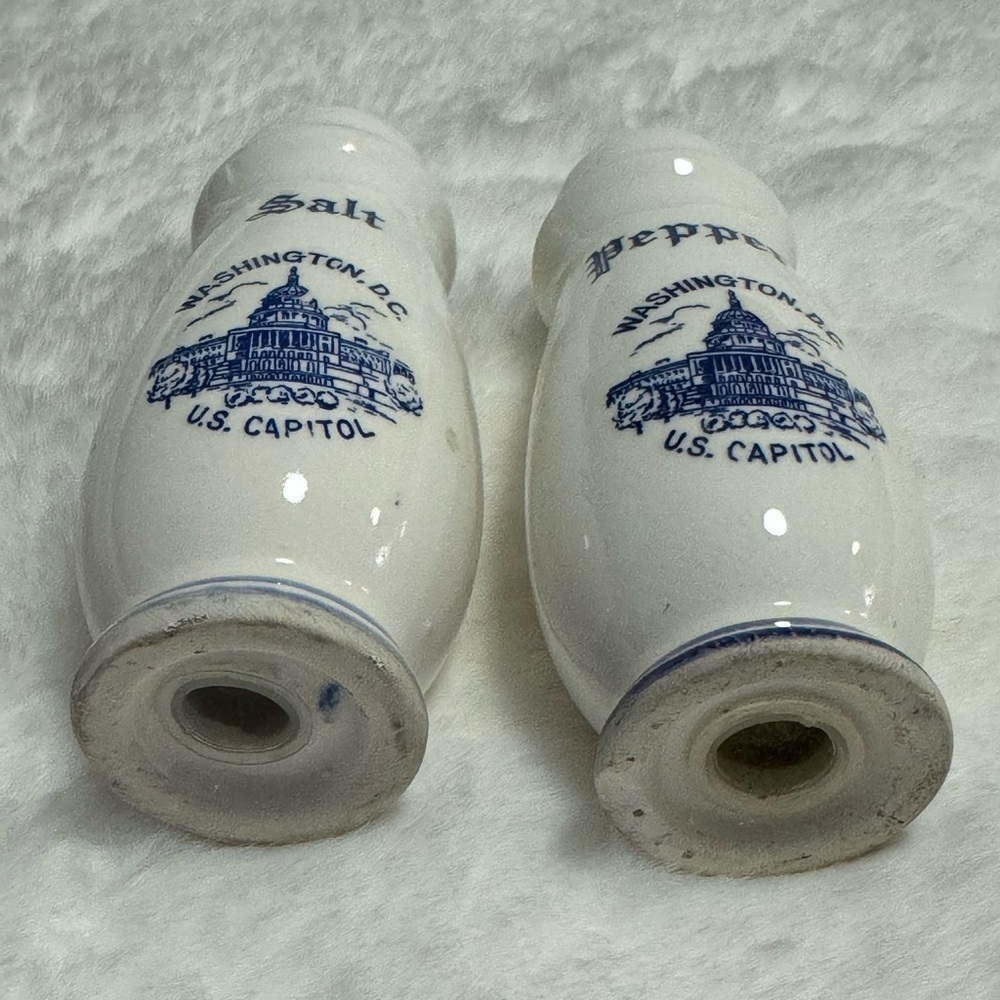 Vintage Salt & Pepper Shaker Pair Washington DC Tourist Souvenir Set MCM Unique - Picture 3 of 9